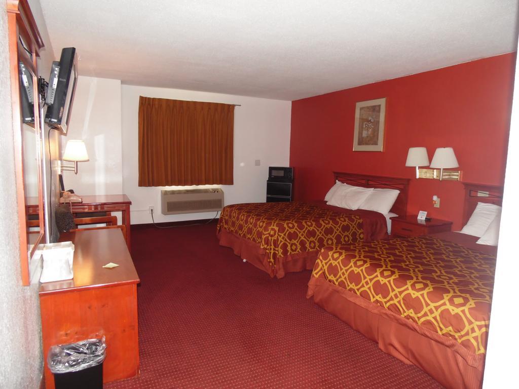 American Inn & Suites Boone Quarto foto