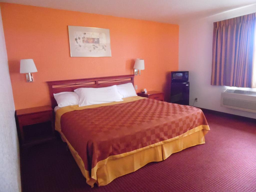 American Inn & Suites Boone Quarto foto